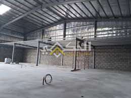 إنشاء مستودعات كبيرة