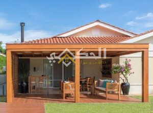 مظلات خشب بلاستيكي