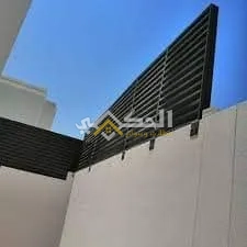 سواتر حديد للحدائق والأسطح