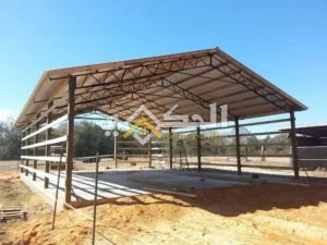 مميزات بناء مستودع حديد متين