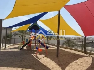 مظلات قماشية شراعية