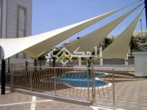 مظلات شراعية للمسابح