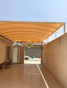 مظلات فلل حي المطار